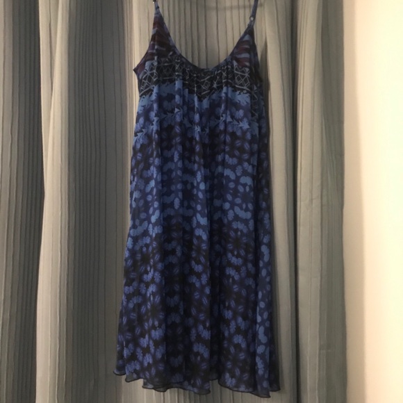 Express NWOT extra small flouncy short dress - Picture 2 of 10